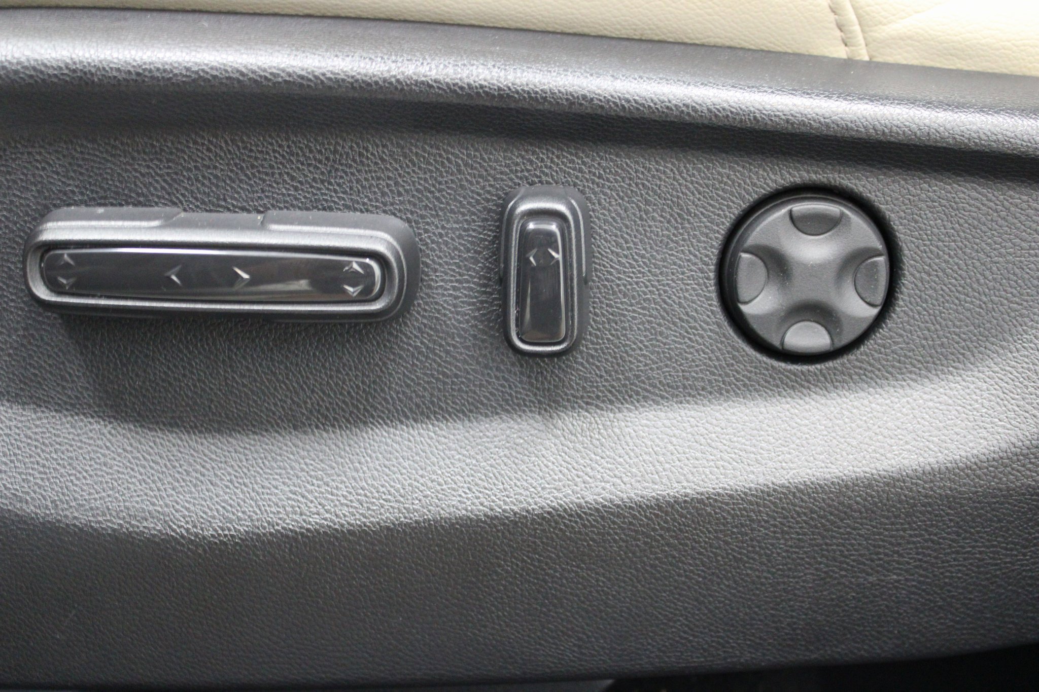 Used 2022 Honda CR-V EX-L image 40