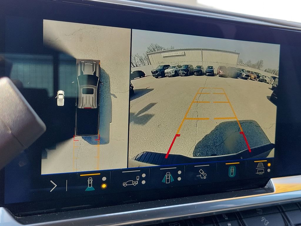 Used 2024 Chevrolet Silverado 2500 LTZ w/ LTZ Plus Package image 27