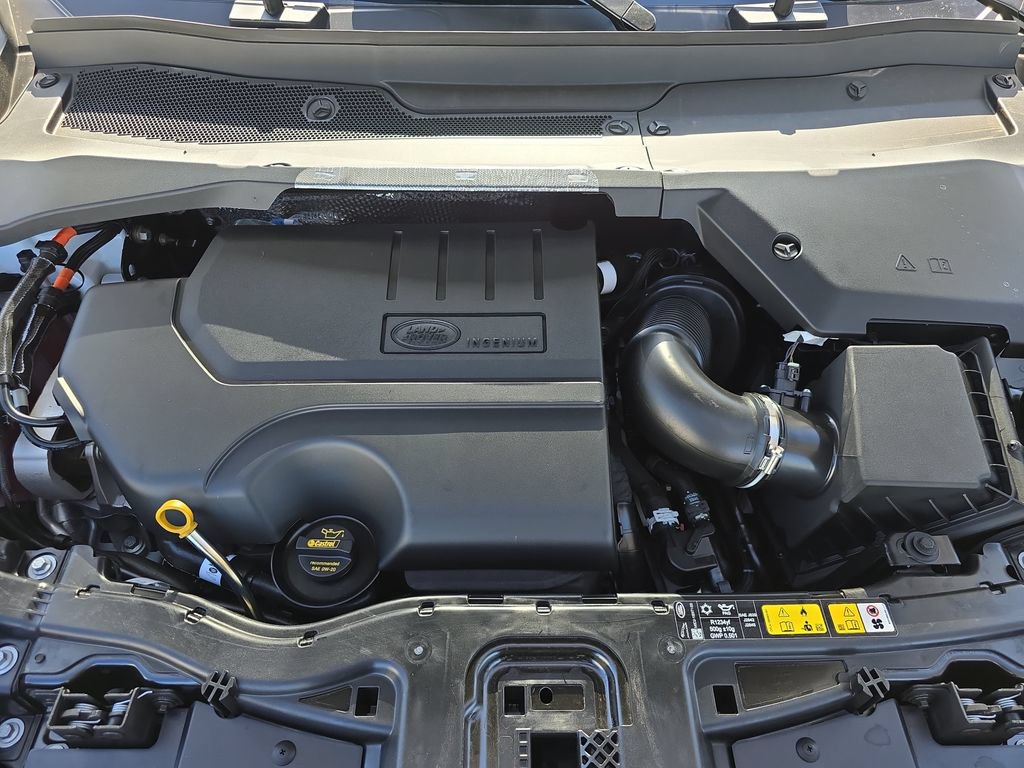 New 2026 Land Rover Discovery Sport Landmark AWD/4WD image 31