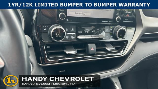 Used 2021 Toyota Highlander XLE AWD/4WD image 24