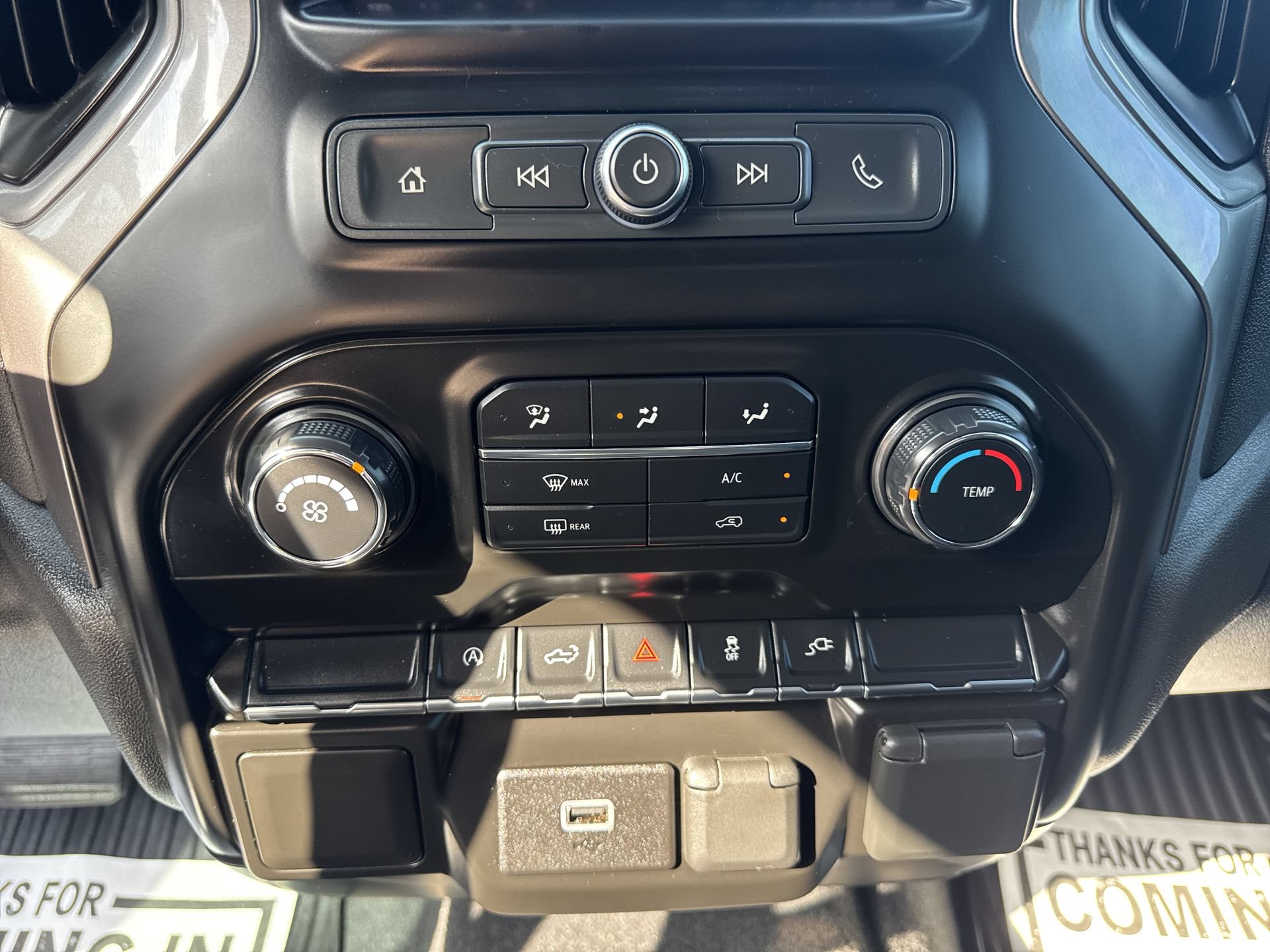 Used 2020 Chevrolet Silverado 1500 Custom w/ Custom Value Package AWD/4WD image 16