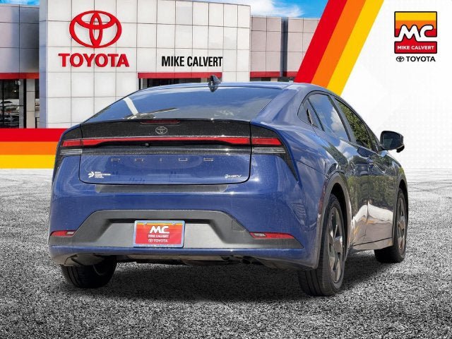 New 2027 Toyota Prius LE FWD image 6