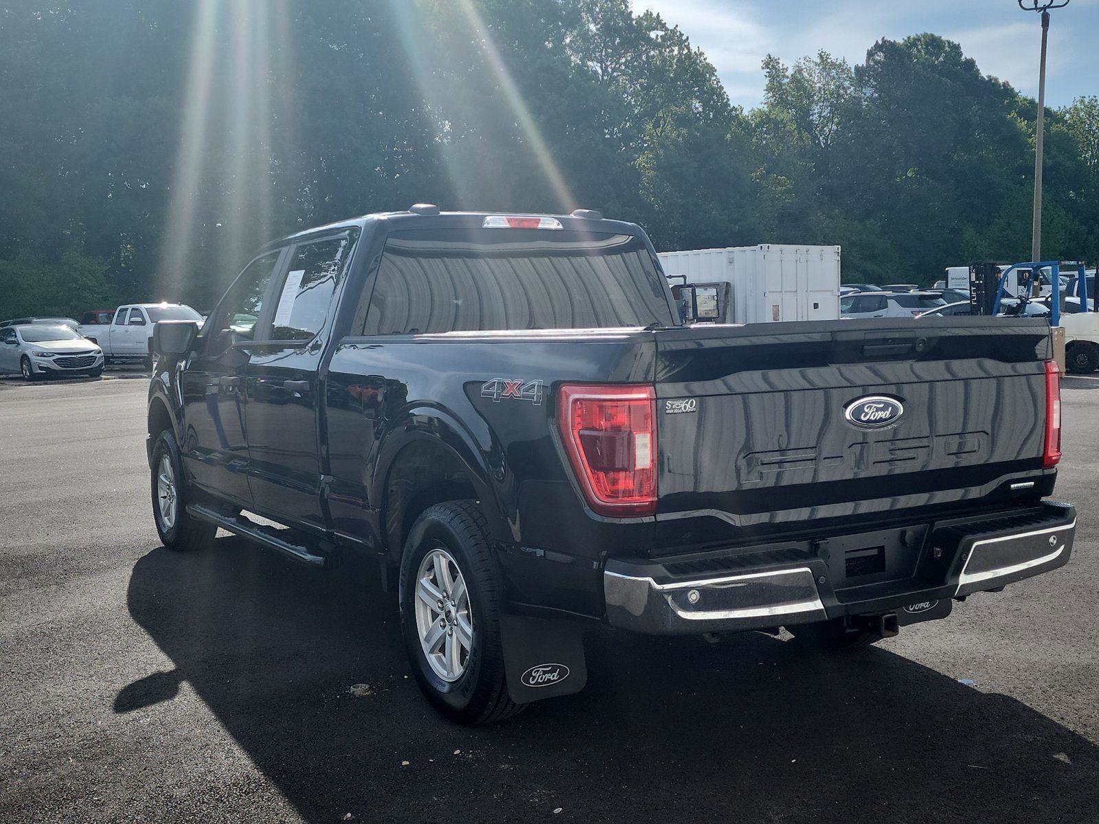 Used 2021 Ford F150 XLT w/ Trailer Tow Package AWD/4WD image 3