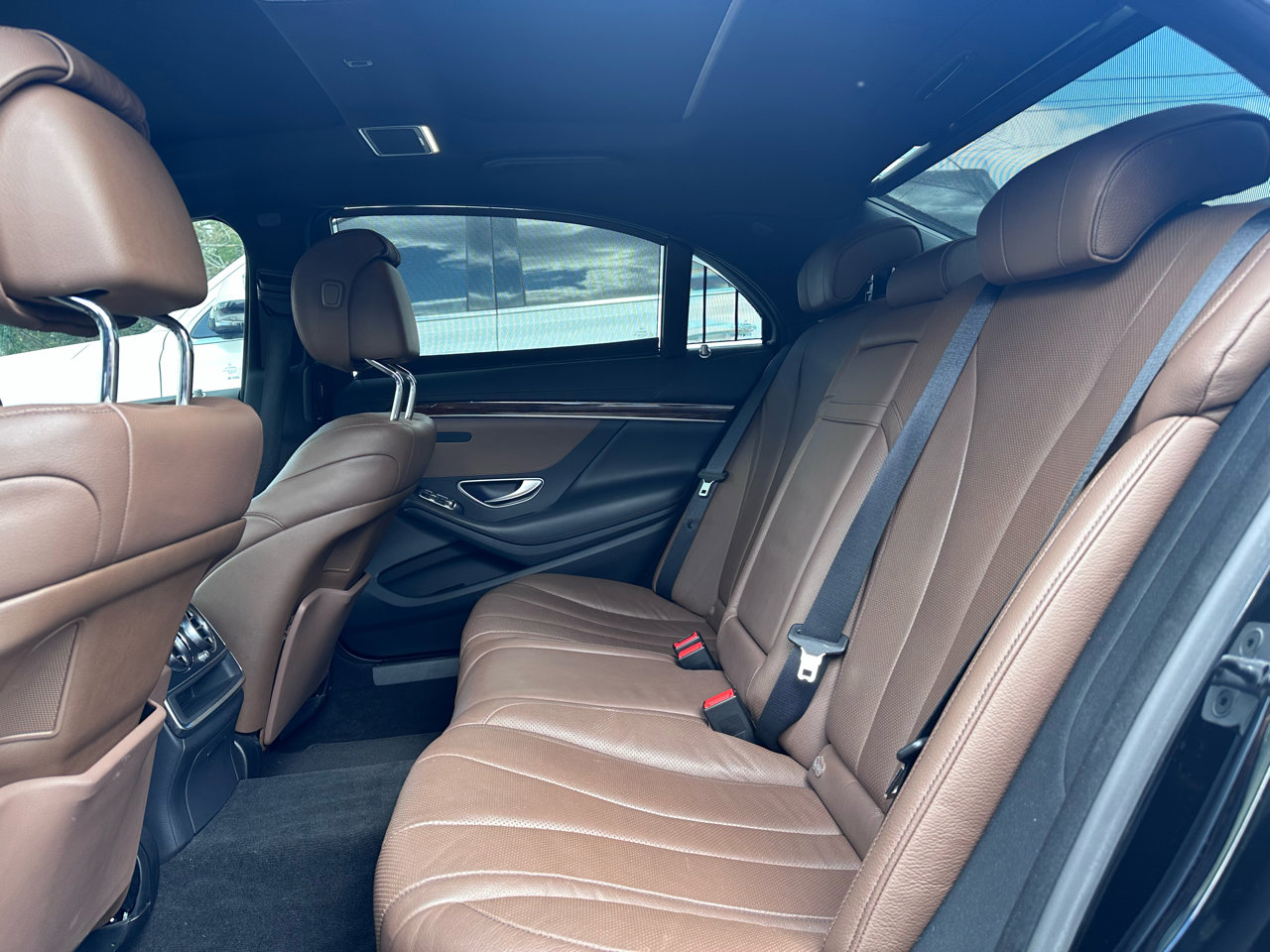 Used 2014 Mercedes-Benz S 550 Sedan image 28