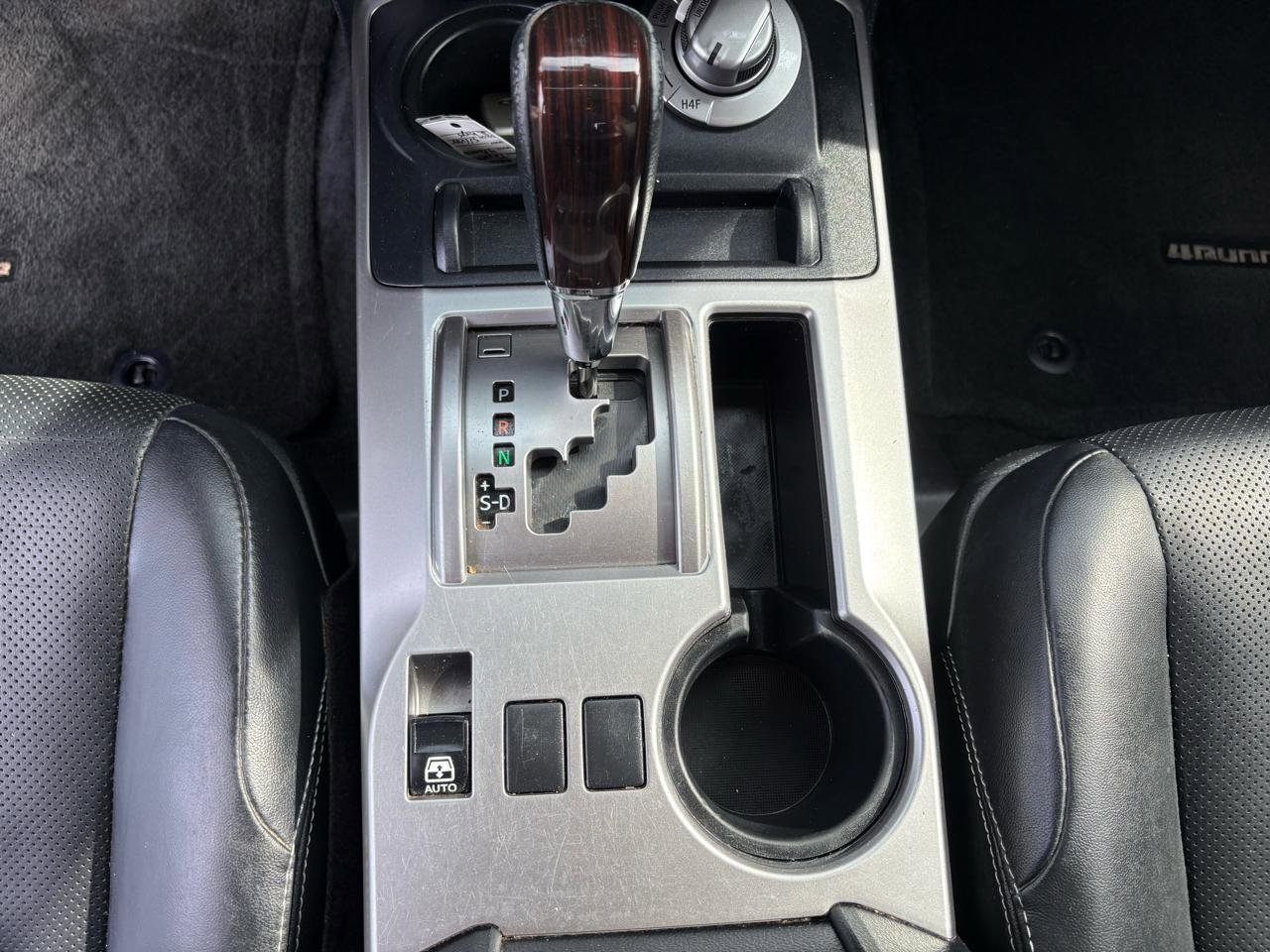 Used 2018 Toyota 4Runner Limited AWD/4WD image 20