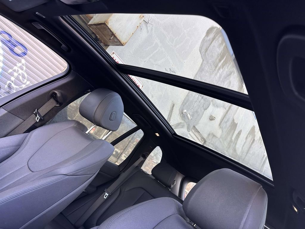 Used 2020 BMW X5 xDrive40i w/ Convenience Package image 12