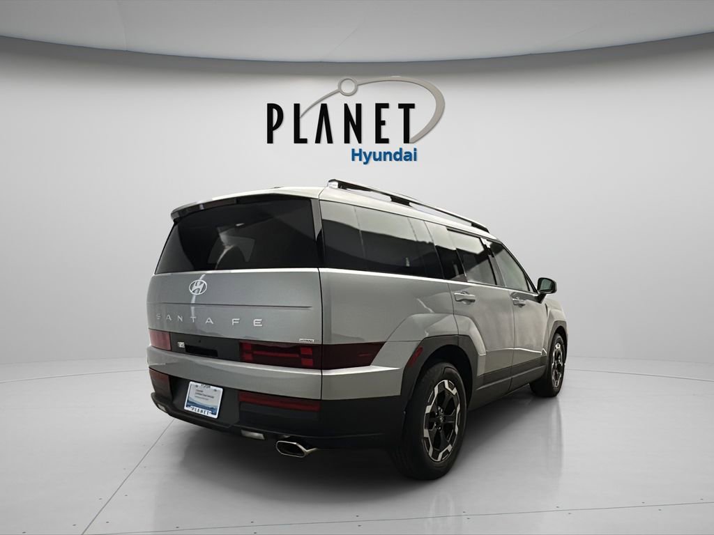 Used 2025 Hyundai Santa Fe SEL image 7
