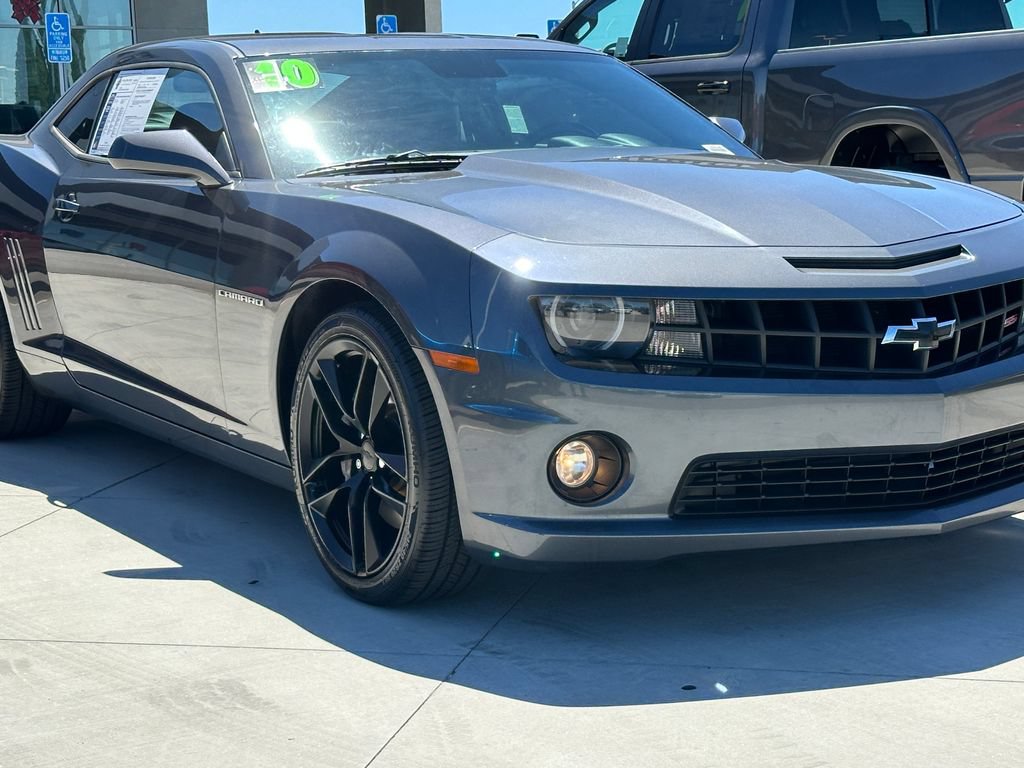 Used 2010 Chevrolet Camaro SS RWD image 13