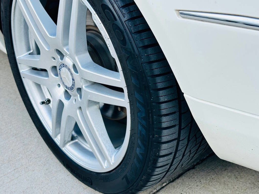 Used 2011 Mercedes-Benz E 350 E 350 2dr Coupe image 24