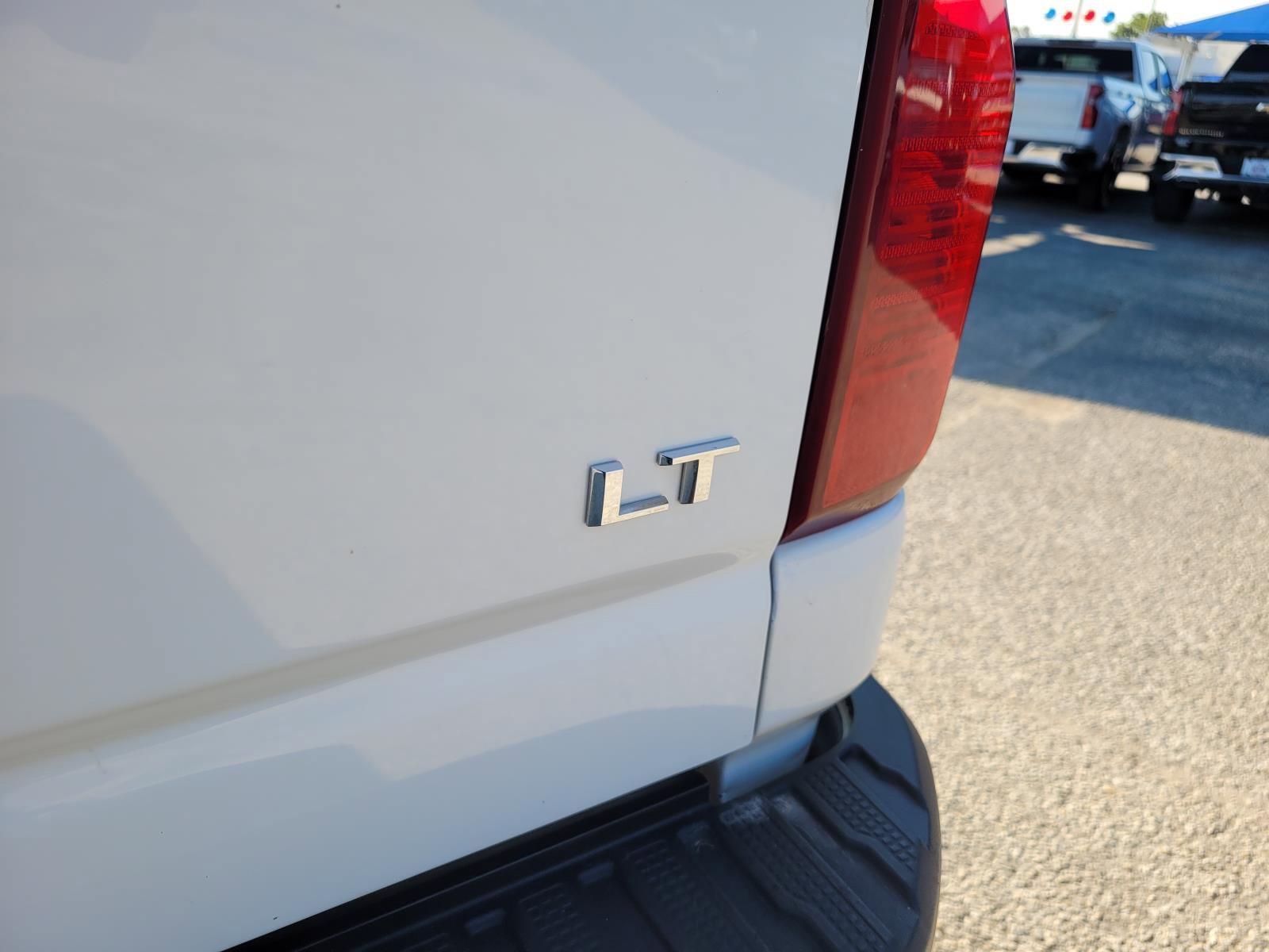 Used 2023 Chevrolet Silverado 2500 LT w/ Convenience Package AWD/4WD image 12