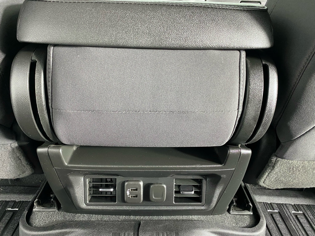 Used 2022 GMC Sierra 1500 SLE AWD/4WD image 18