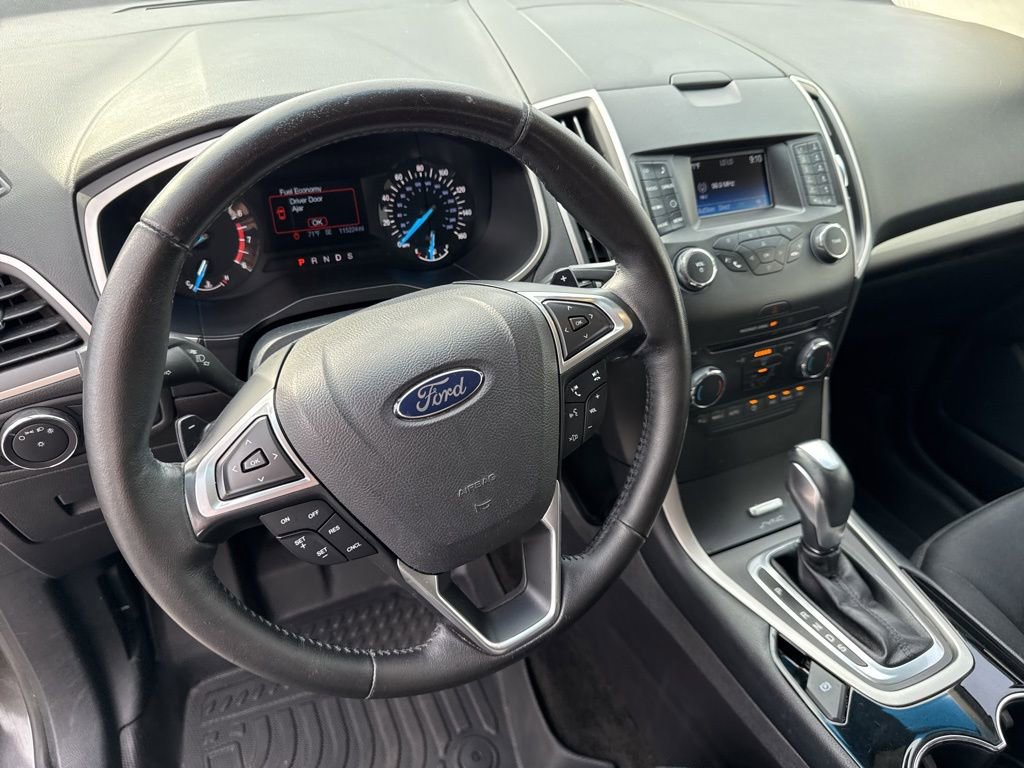 Used 2015 Ford Edge SEL image 21