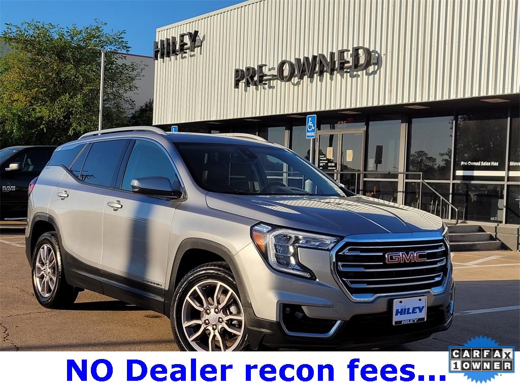 Used 2024 GMC Terrain SLT image 1