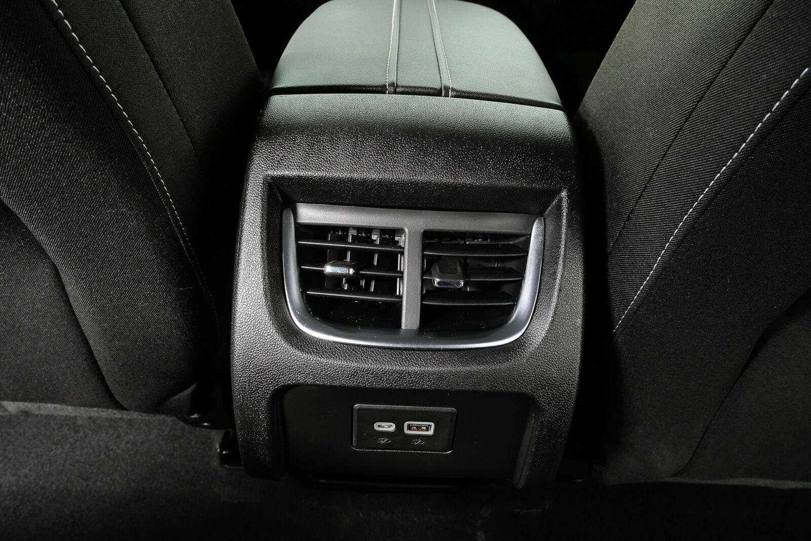 Certified 2024 Chevrolet Blazer LT w/ Convenience Package FWD image 18