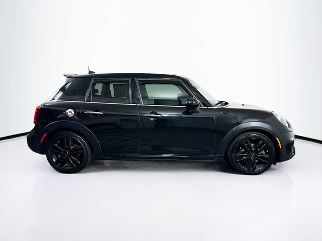 Used 2020 MINI Cooper S image 9