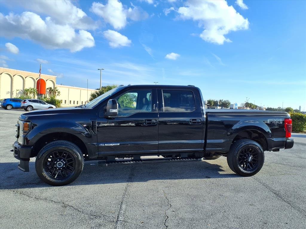 Used 2022 Ford F250 Lariat w/ Black Appearance Package image 4