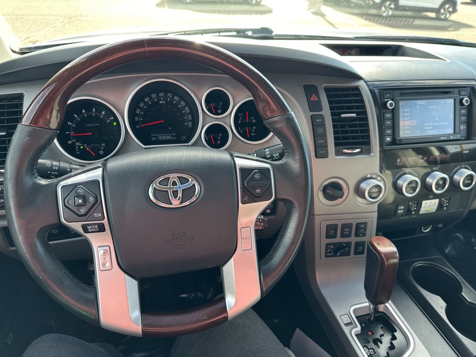 Used 2014 Toyota Sequoia Platinum AWD/4WD image 62