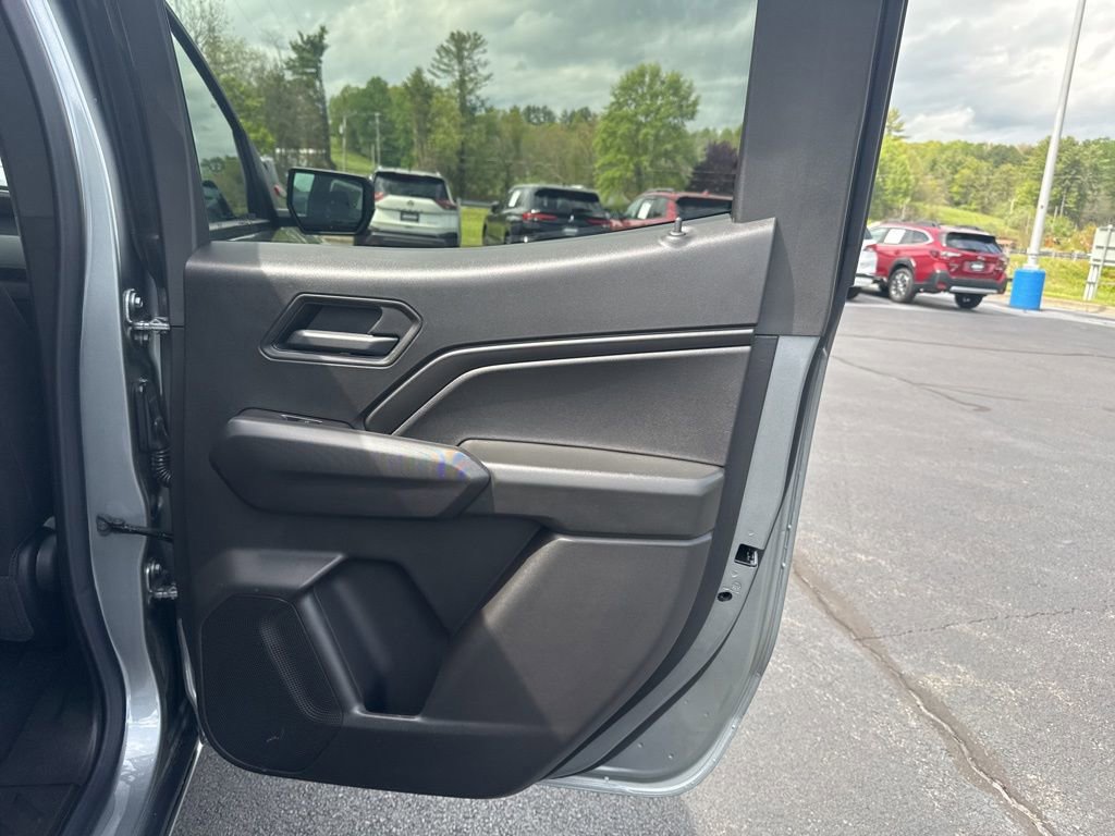 New 2026 Chevrolet Colorado W/T w/ WT Custom Package AWD/4WD image 32