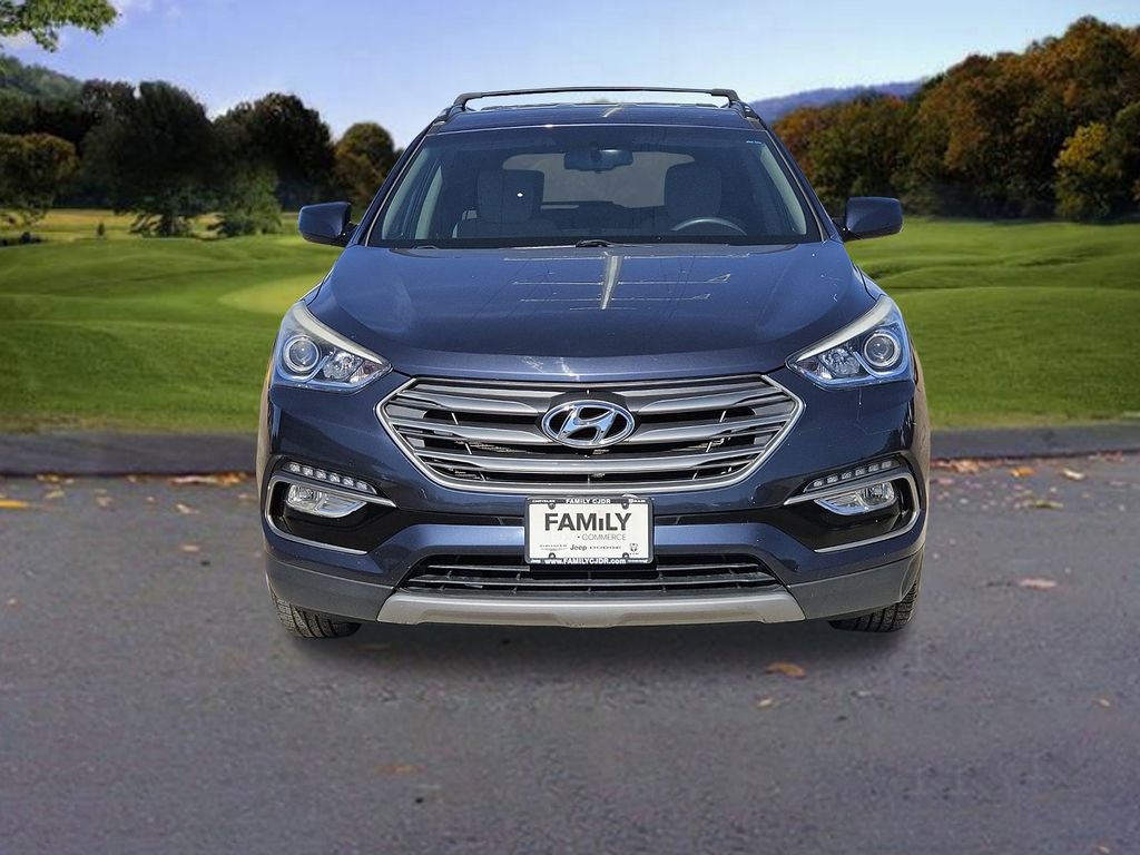Used 2017 Hyundai Santa Fe Sport image 2