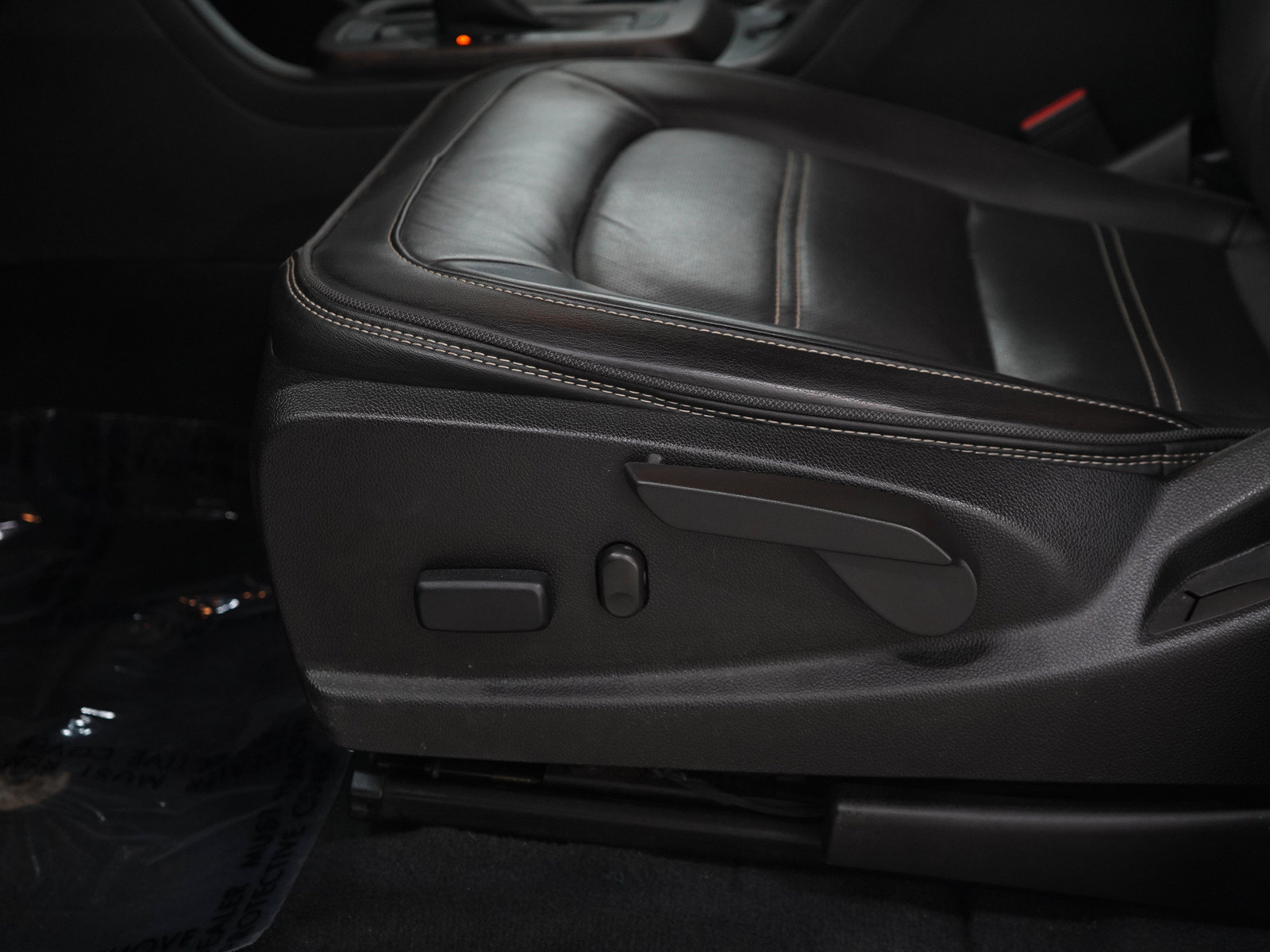 Used 2022 GMC Canyon Denali AWD/4WD image 18
