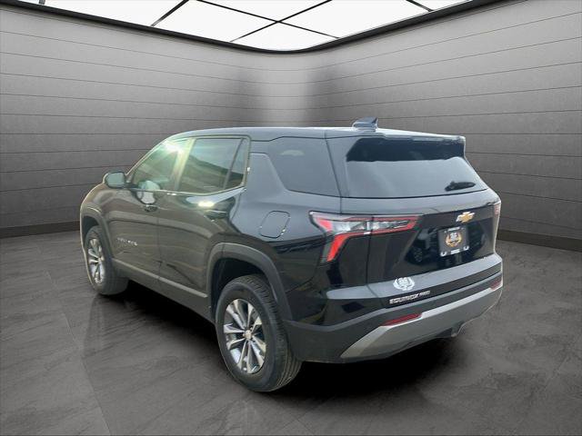 New 2026 Chevrolet Equinox LT w/ Convenience Package II AWD/4WD image 3