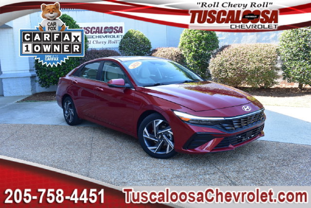 Used 2025 Hyundai Elantra Limited