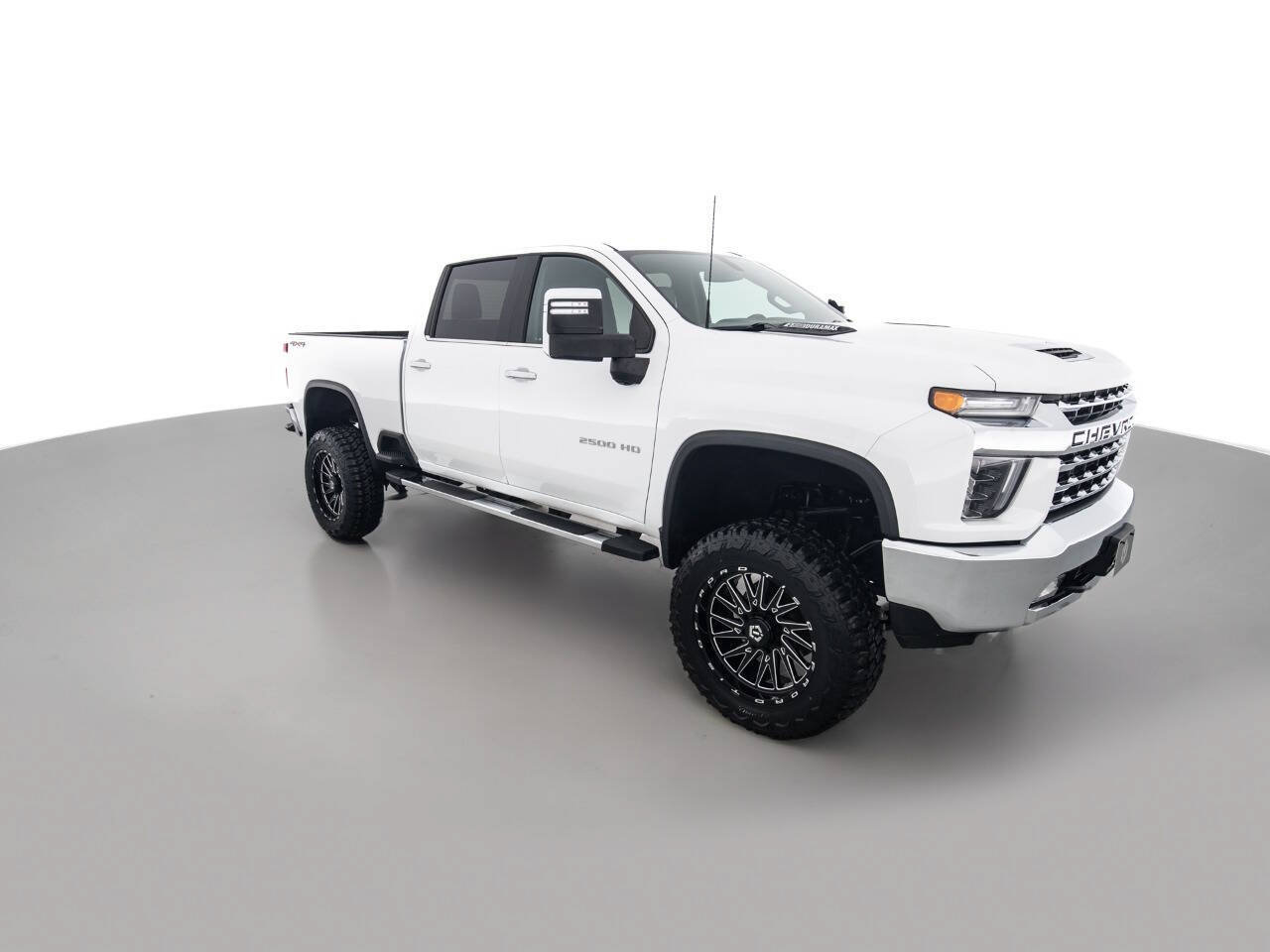 Used 2021 Chevrolet Silverado 2500 LTZ AWD/4WD image 3