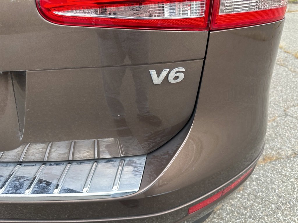 Used 2014 Volkswagen Touareg VR6 image 5