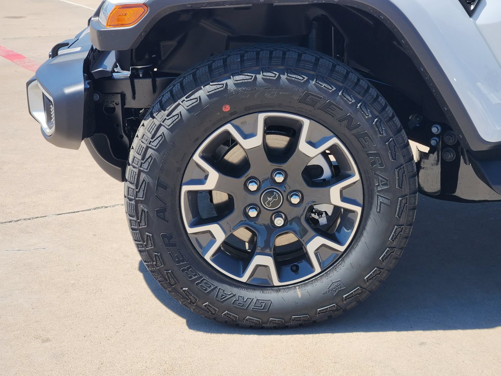 New 2026 Jeep Wrangler Unlimited Sahara AWD/4WD image 11