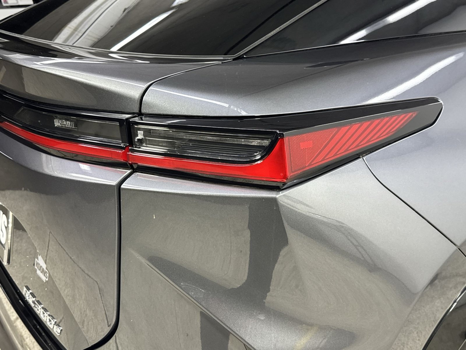 Used 2024 Lexus RZ 300e Premium w/ Accessory Package (Z1) FWD image 38