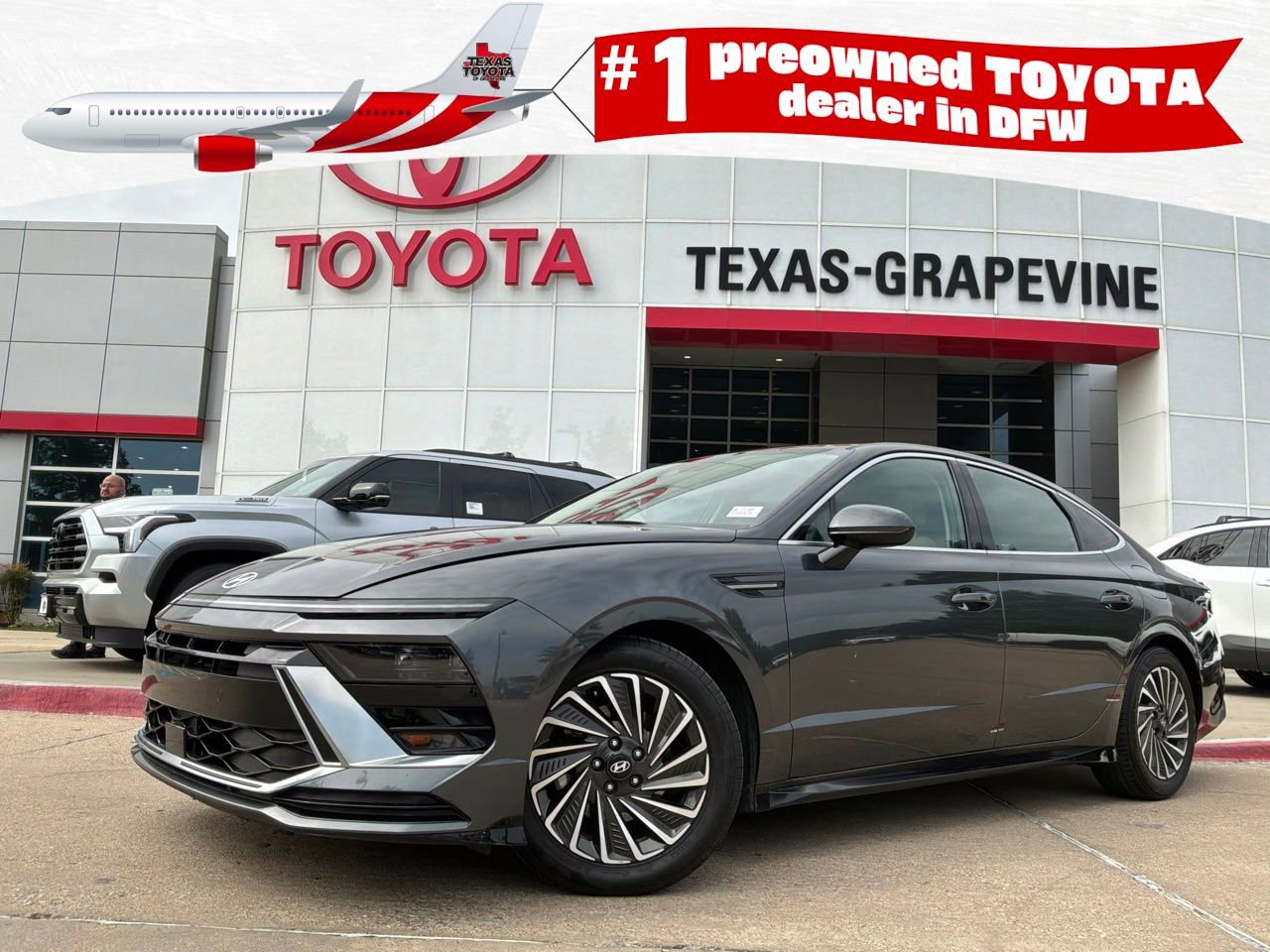 Used 2025 Hyundai Sonata SEL FWD image 1