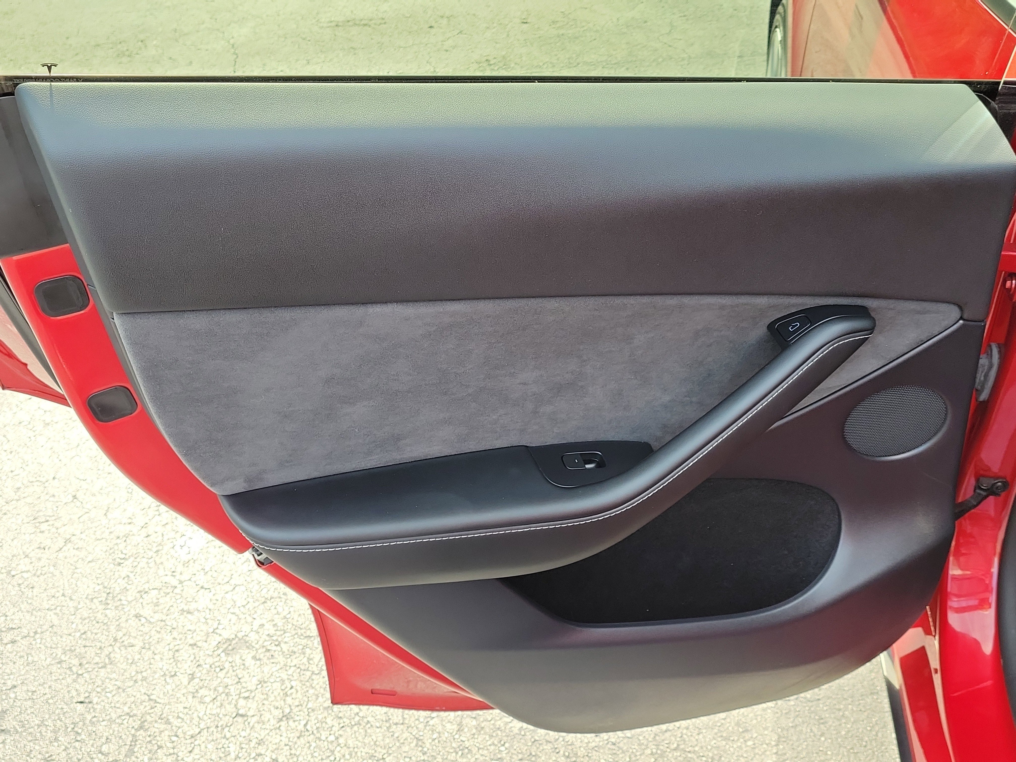 Used 2022 Tesla Model Y Long Range AWD/4WD image 8