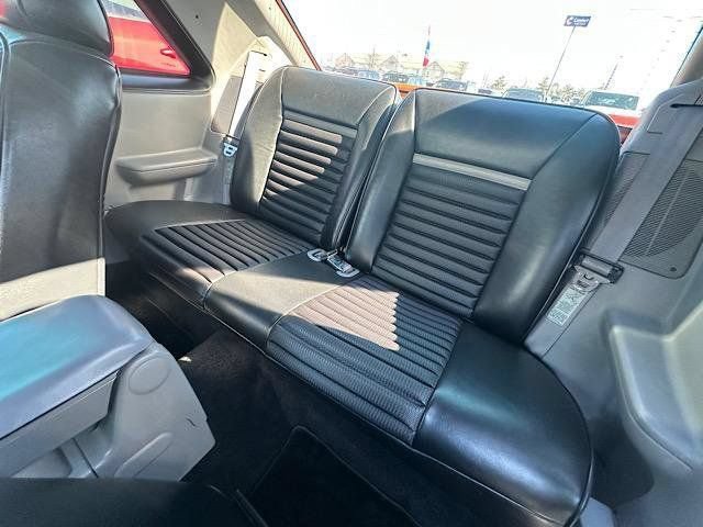 Used 1993 Ford Mustang LX RWD image 12