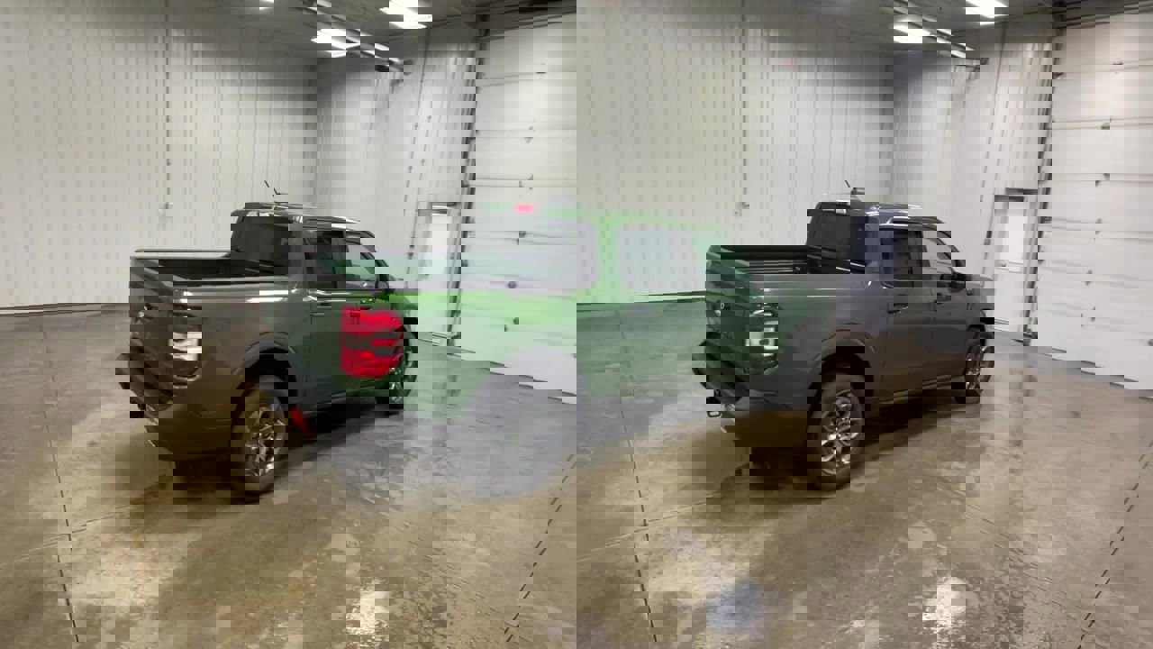 New 2025 Ford Maverick XLT image 8