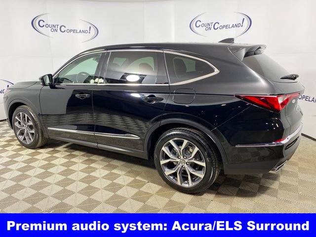 Used 2023 Acura MDX SH-AWD w/ Technology Package image 4