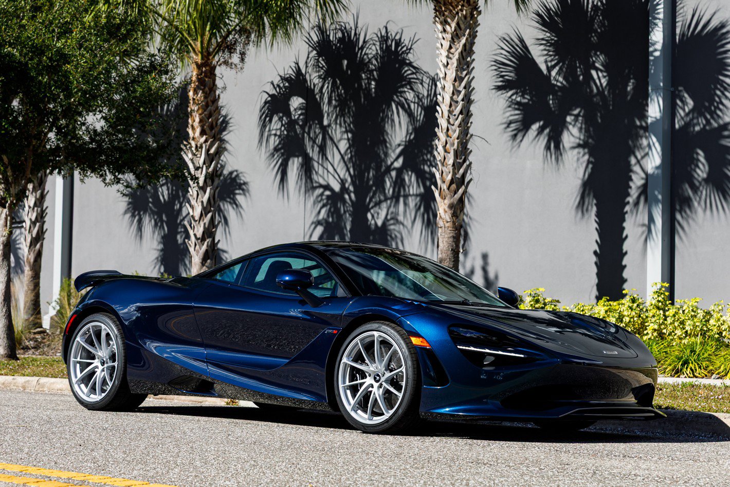 New 2026 McLaren 750S image 8