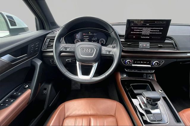 Used 2023 Audi Q5 2.0T Premium Plus w/ Premium Plus Package AWD/4WD image 5