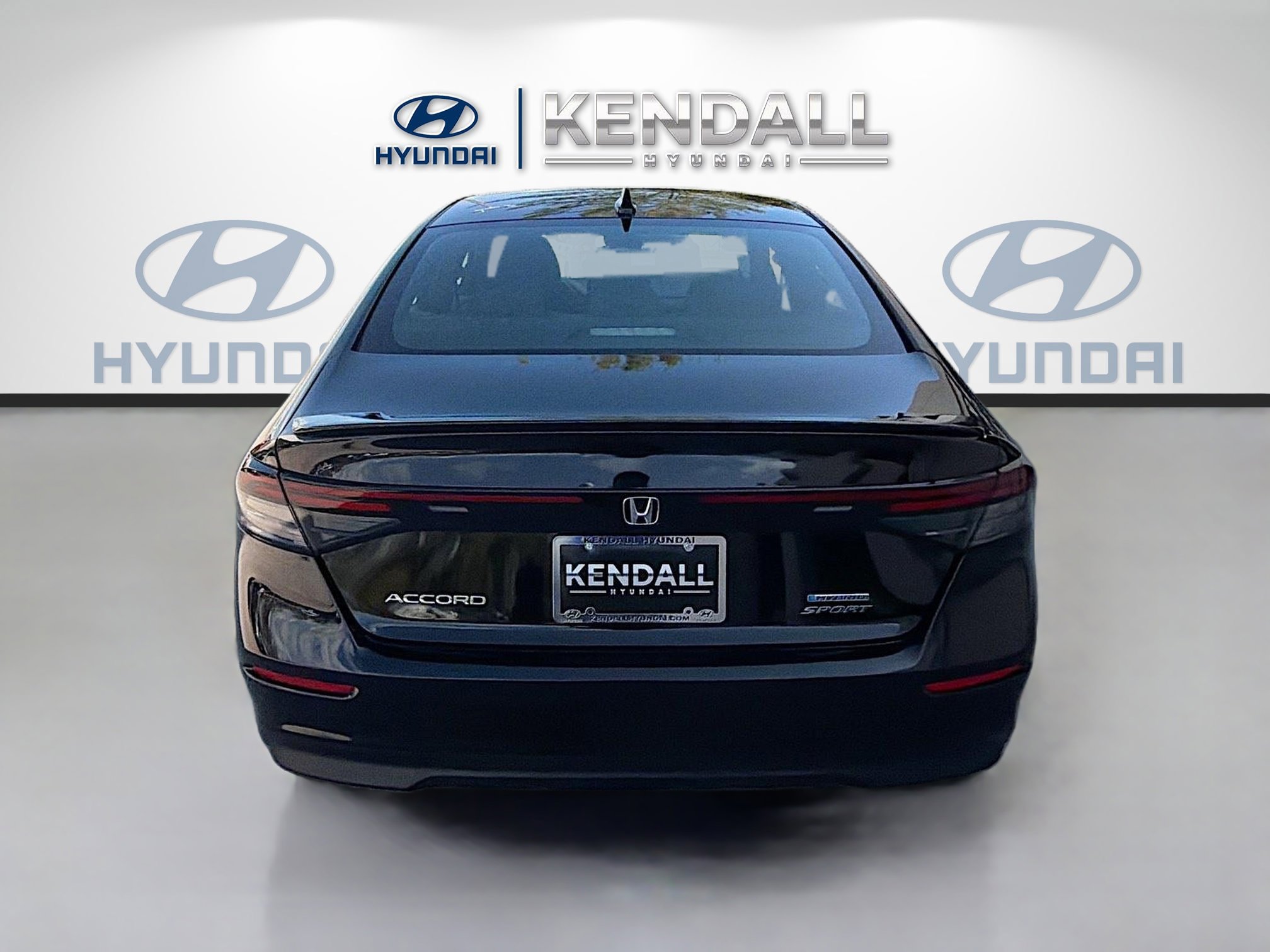 Used 2025 Honda Accord Sport image 5