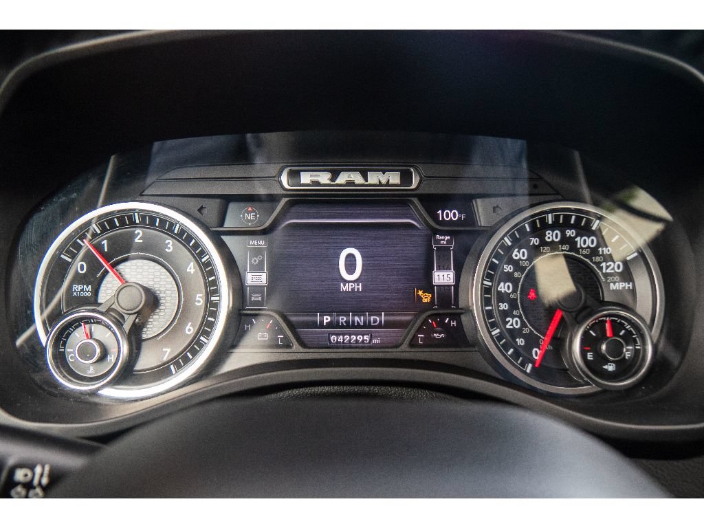 Used 2022 RAM 1500 Laramie AWD/4WD image 23