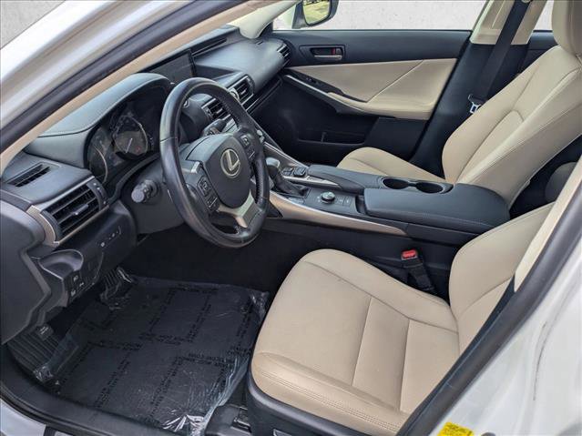 Used 2017 Lexus IS 200t w/ Navigation System Package image 16