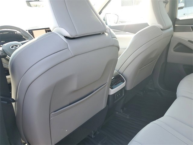 Certified 2026 INFINITI QX60 Pure w/ Cargo Package image 14