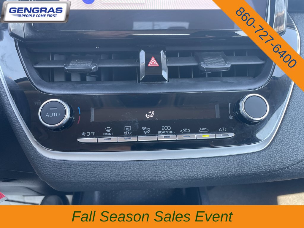 Used 2024 Toyota Corolla LE FWD image 45