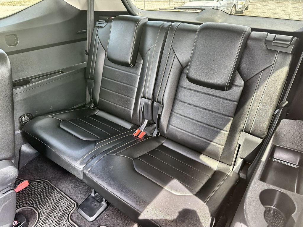 Used 2022 Volkswagen Atlas SEL Premium image 25