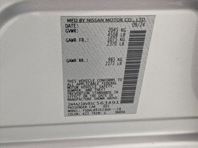 Used 2025 Nissan Leaf S image 23