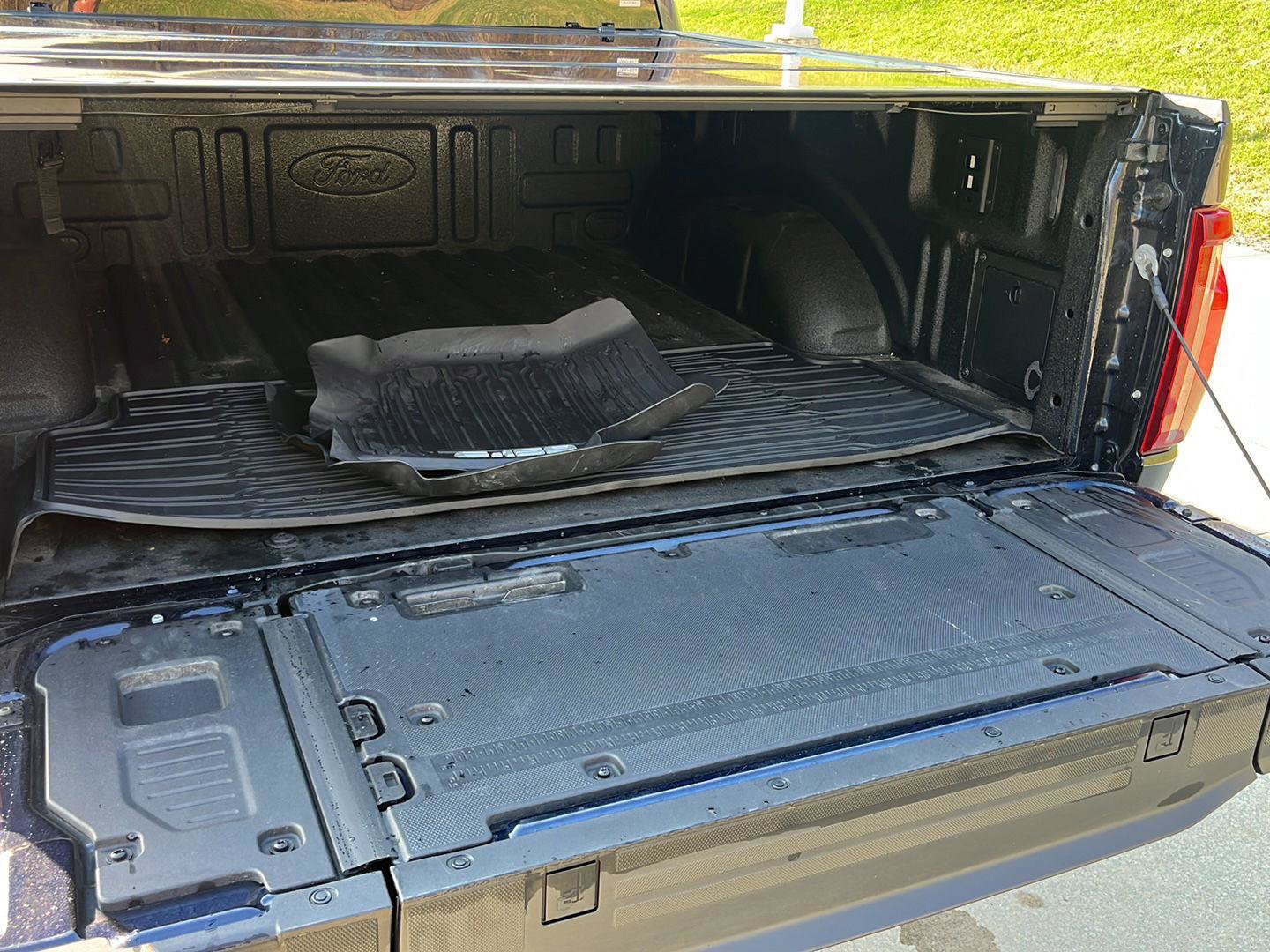 New 2025 Ford F150 Platinum w/ Equipment Group 702A High AWD/4WD image 31