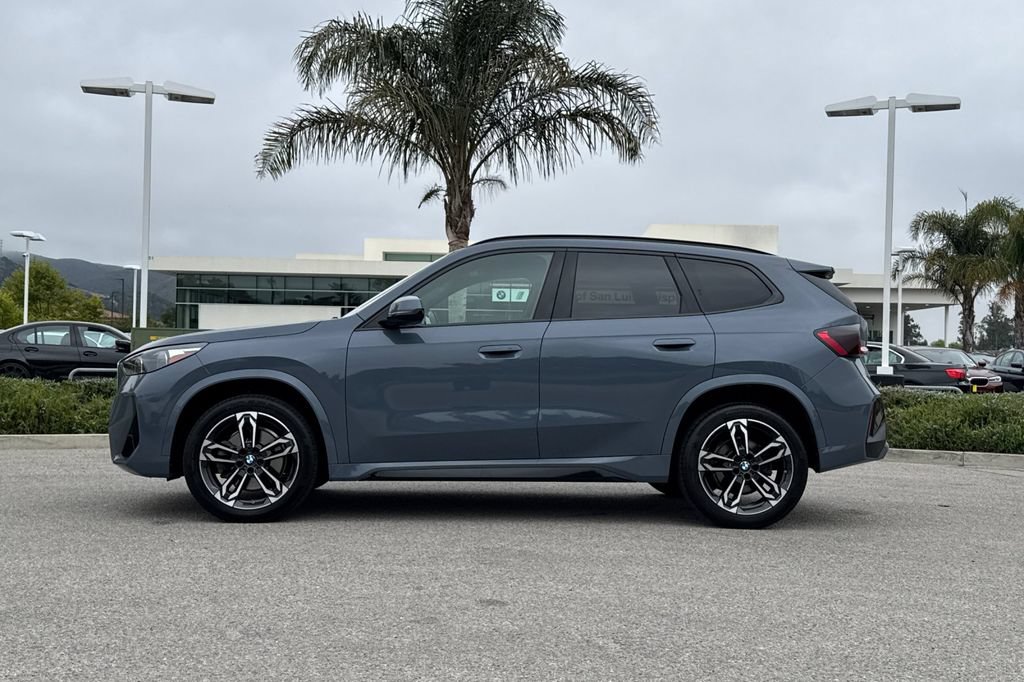 Used 2023 BMW X1 xDrive28i w/ M Sport Package AWD/4WD image 6
