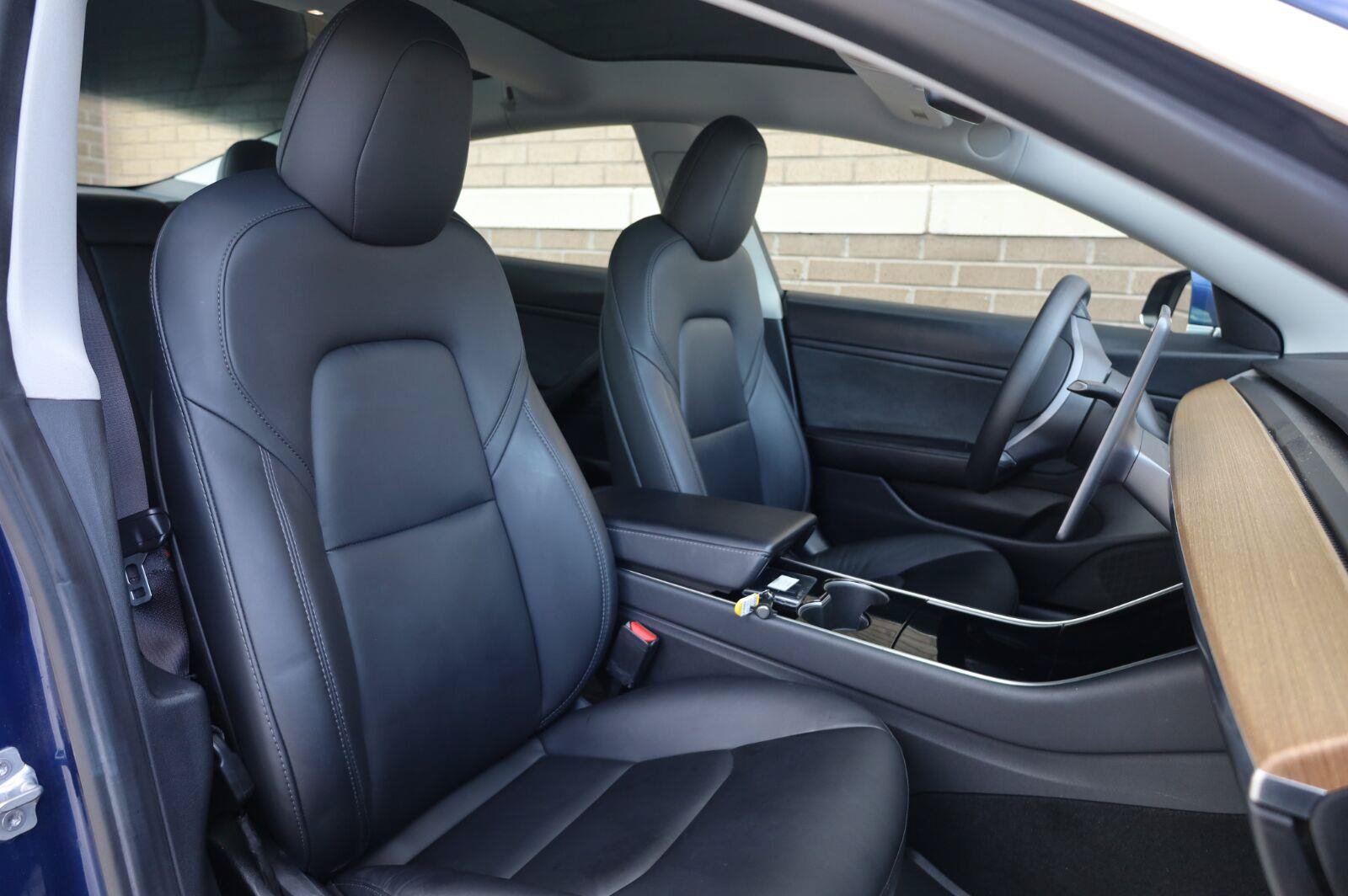 Used 2020 Tesla Model 3 Long Range AWD/4WD image 24