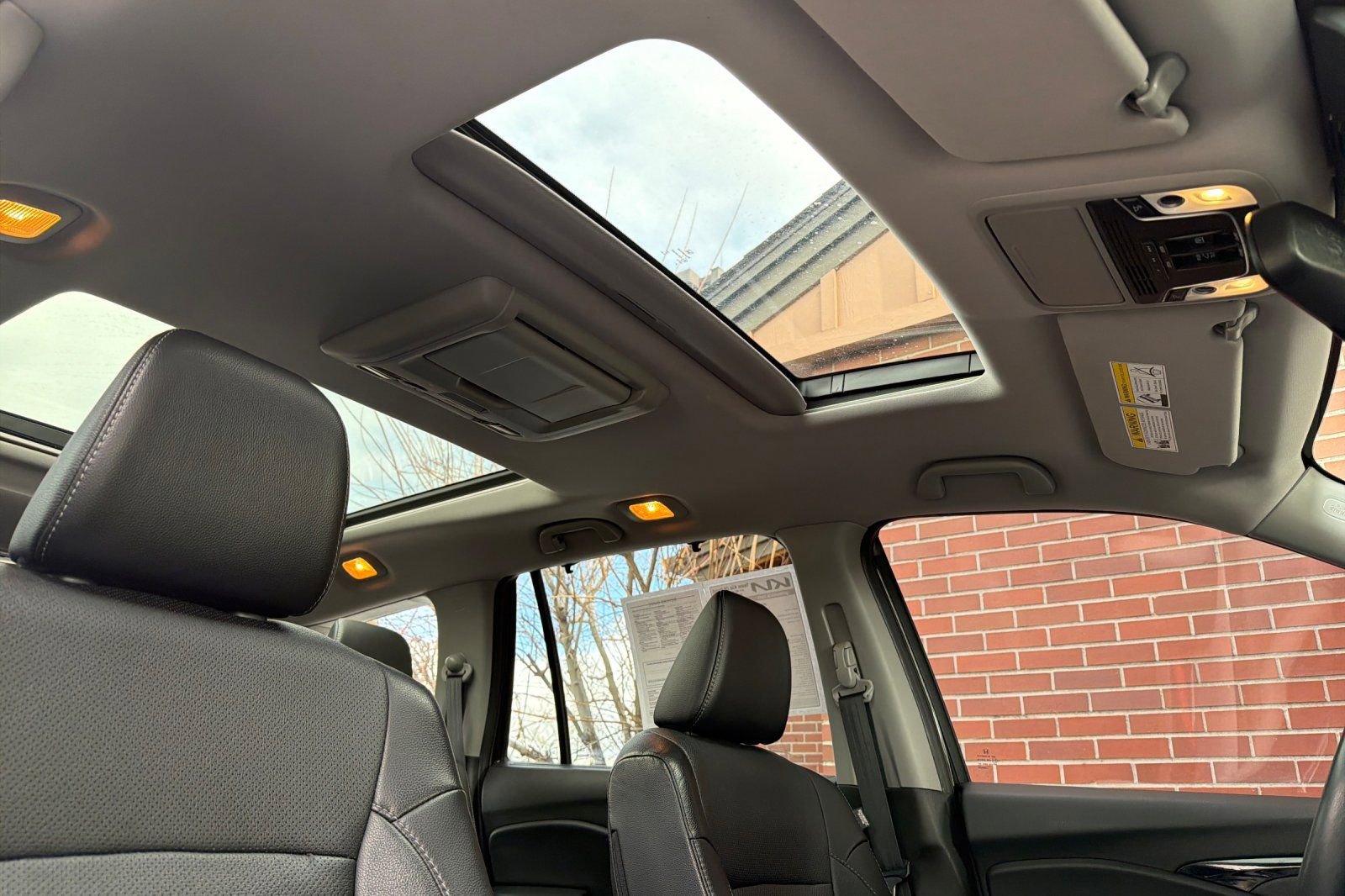 Used 2018 Honda Pilot Elite image 19