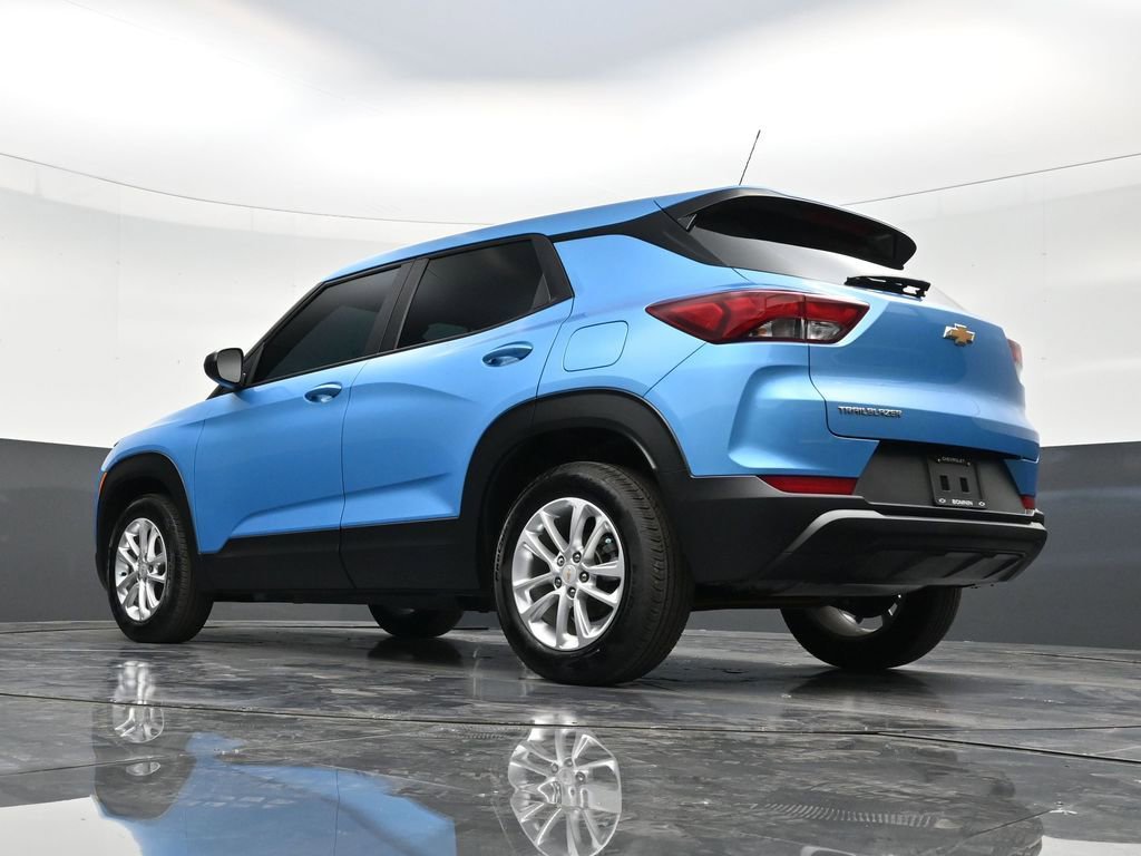 Used 2025 Chevrolet TrailBlazer LS image 22