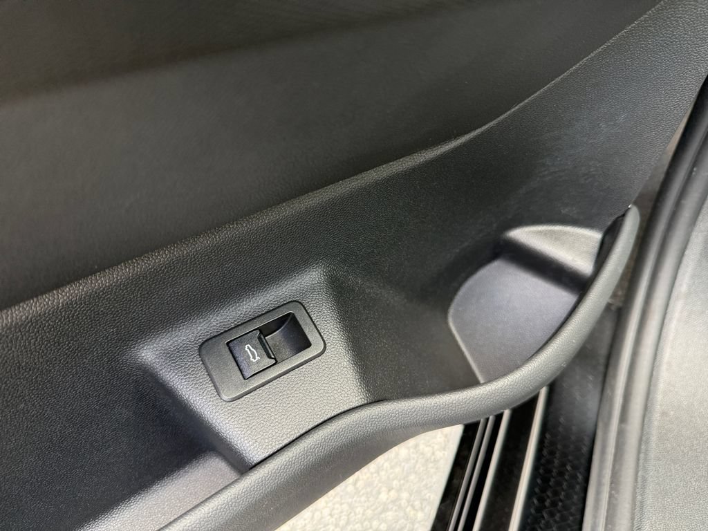 Certified 2026 BMW iX xDrive60 AWD/4WD image 30